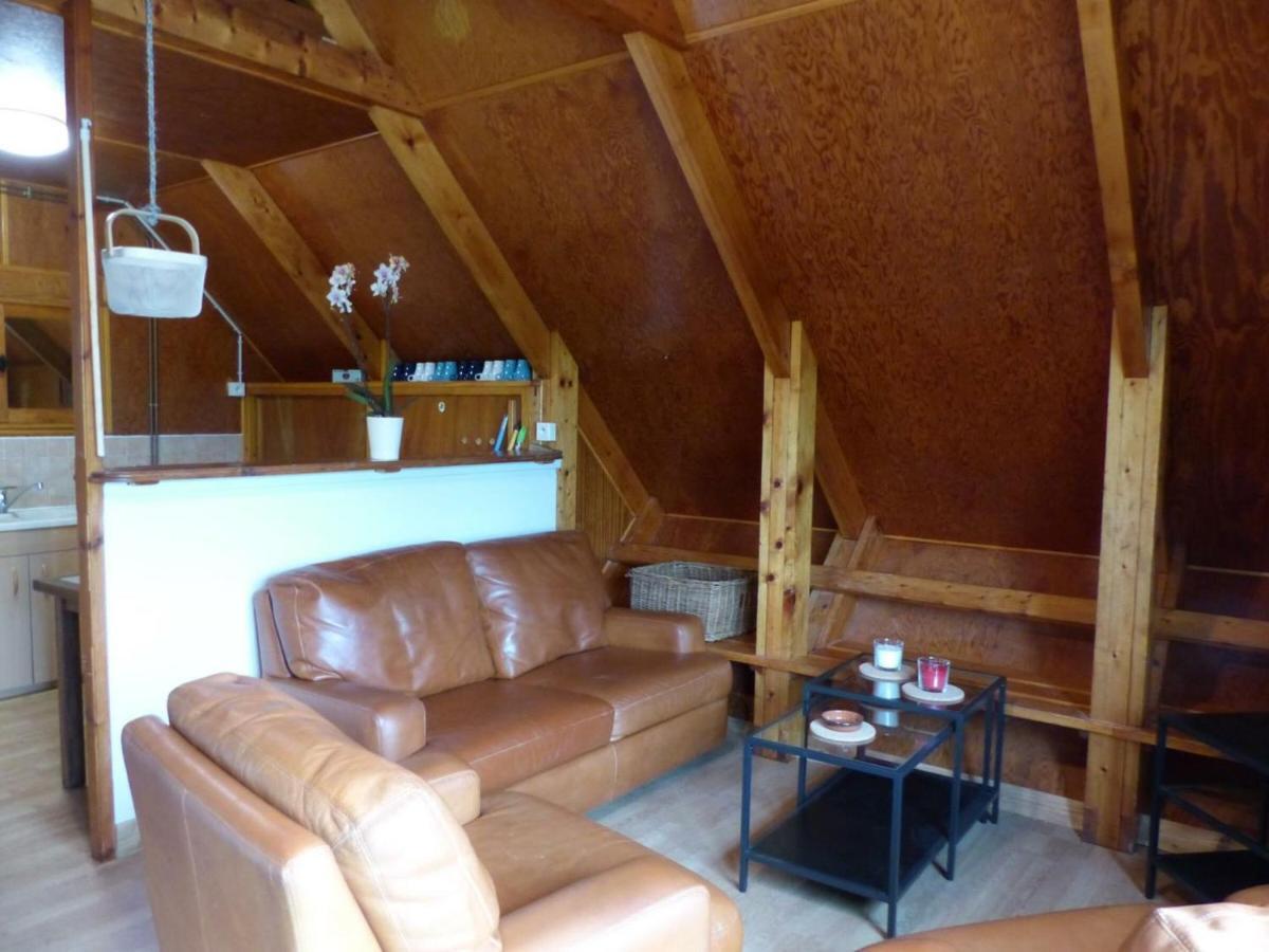 Chalet Familial Pres De Vichy, Terrasse, Animaux Acceptes - Fr-1-489-274 Le Vernet  Kültér fotó